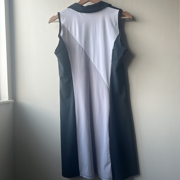 Foray Women’s Golf Dress Size Medium - Picture 4 of 5